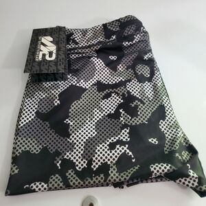 NWT S2 Sportswear camouflage leggings XXL with zipper pocket
